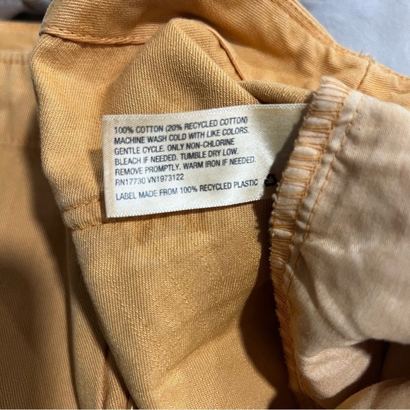 Women’s Button Fly Wide Leg Cargo Pants Universal Thread Yellow Size 14 - Picture 3 of 6